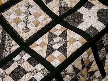 Sampler in Gold